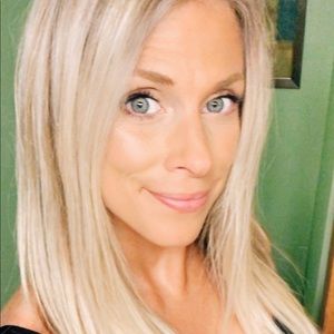 Meet your Posher, Angie